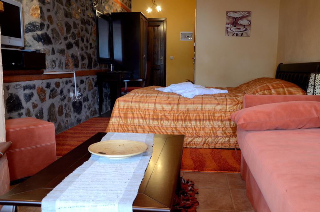 To Spitiko Hotel Agios Athanasios  Room photo